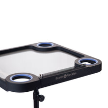 Załaduj obraz do przeglądarki galerii, Braids & Freckles • Magnetic X Holder